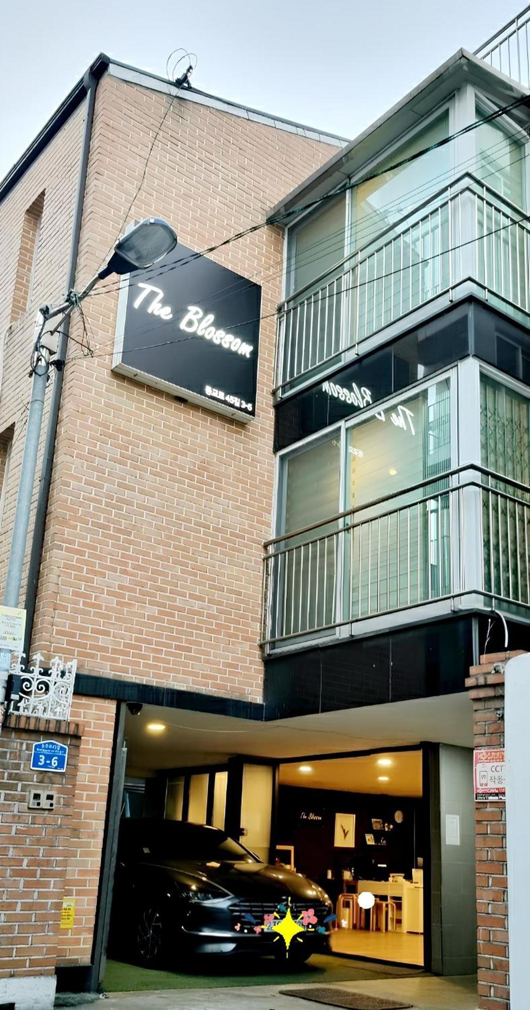 The Blossom Yeonnam Guesthouse Seoul Exterior foto